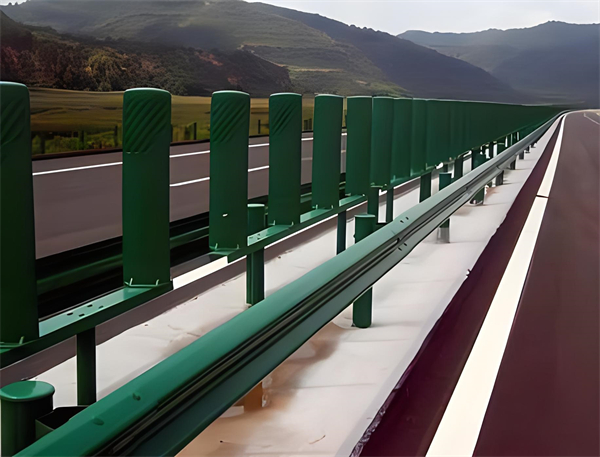 固原三波护栏板在高速公路的应用
